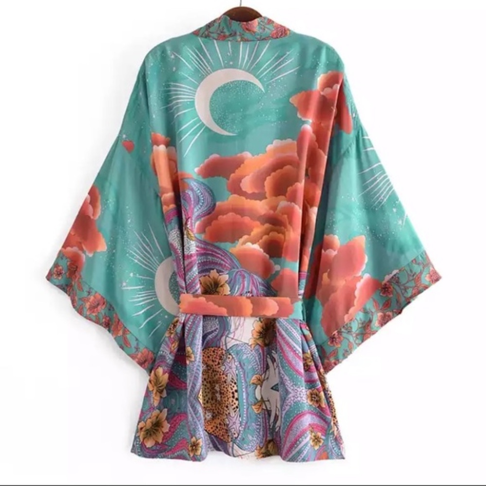 SOLD OUT Green Cosmic Galaxy Moon Boho Short Kimono Coverup Robe - Picture 4 of 11